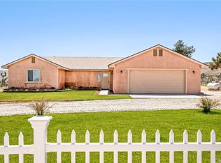 58781 Sun Mesa Dr, Yucca Valley, CA 92284