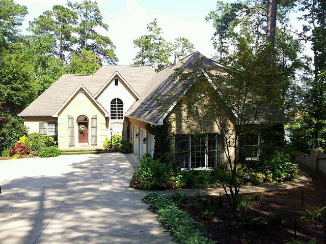 1st image of 408 Lakeport Dr