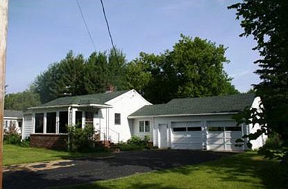 2nd image of 1271 Sunset Dr