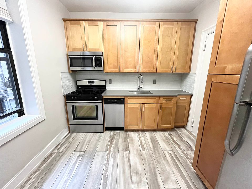 1st image of 1921 Avenue K APT B10