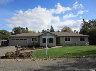 210 Willowside Rd, Santa Rosa, CA 95401