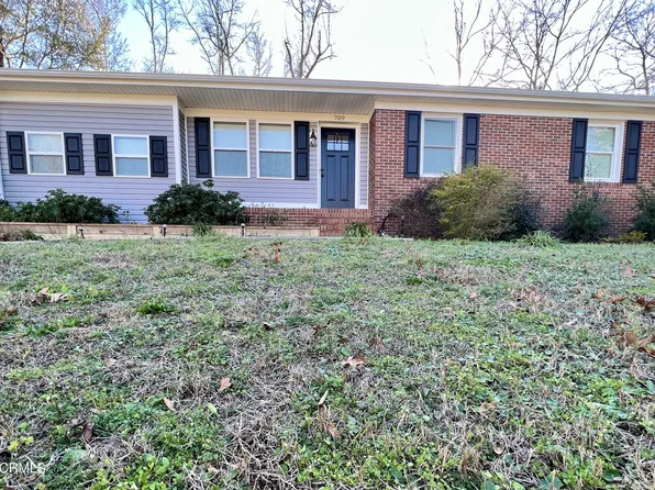 709 Lorraine Cir N, Wilmington, NC 28412