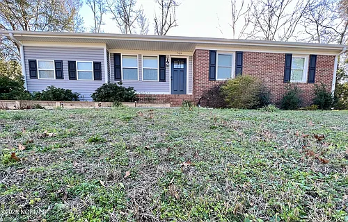 709 Lorraine Cir Photo 1