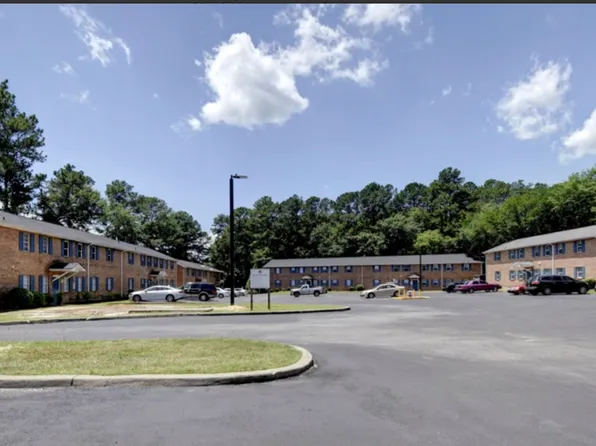 The Pines at Farrow Apartments, 5779 Ames Rd #27403b658, Columbia, SC 29203