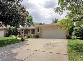 39129 Baroque Blvd, Clinton Township, MI