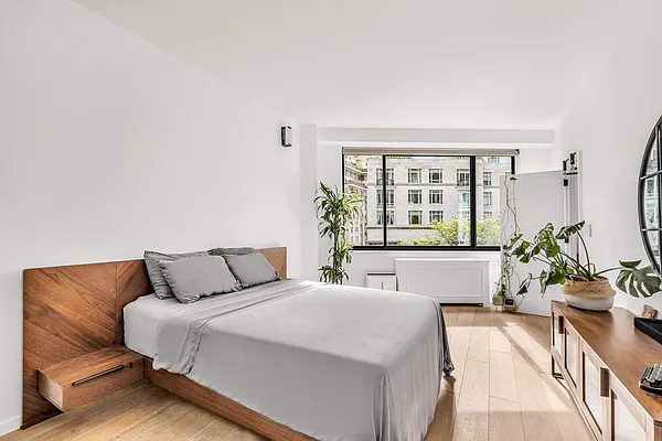 Rented by Sotheby's International Realty | media 7