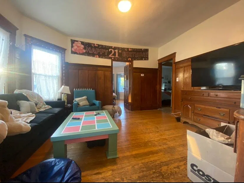 36 Adams St — Photo 4