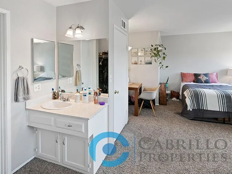 3431 Fairlomas Rd — Photo 16
