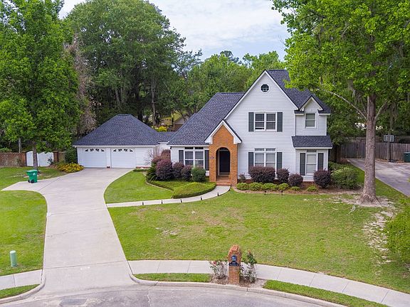 2nd image of 1017 Williamsburg Dr