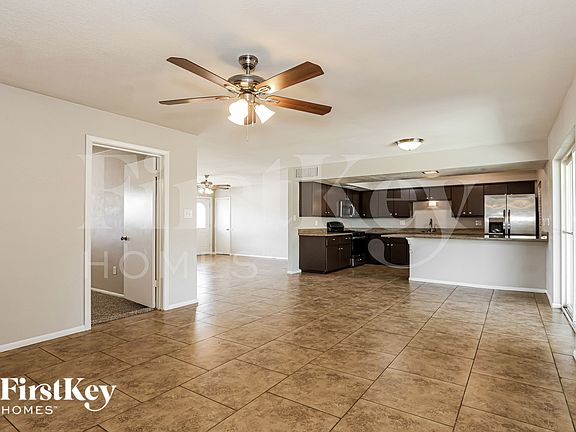 3rd image of 4606 W Rose Ln