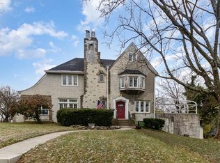 2903 Ravogli Ave, Cincinnati, OH 45211