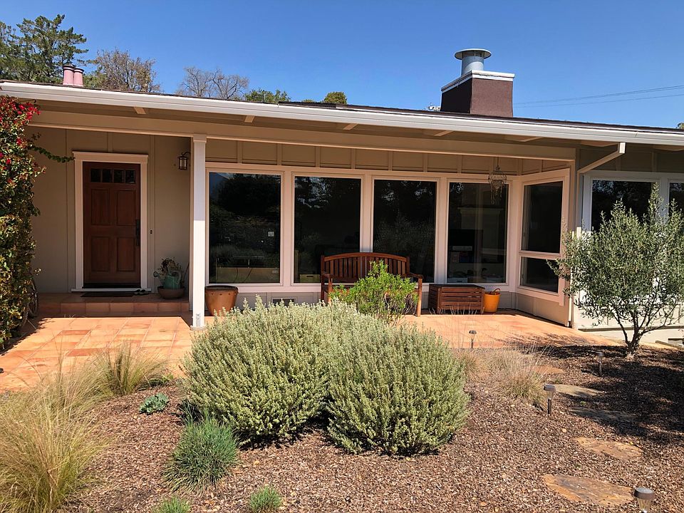 1st image of 152 Sacramento Ave