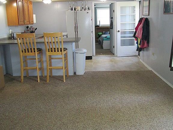 2nd image of 315 Bay Ave