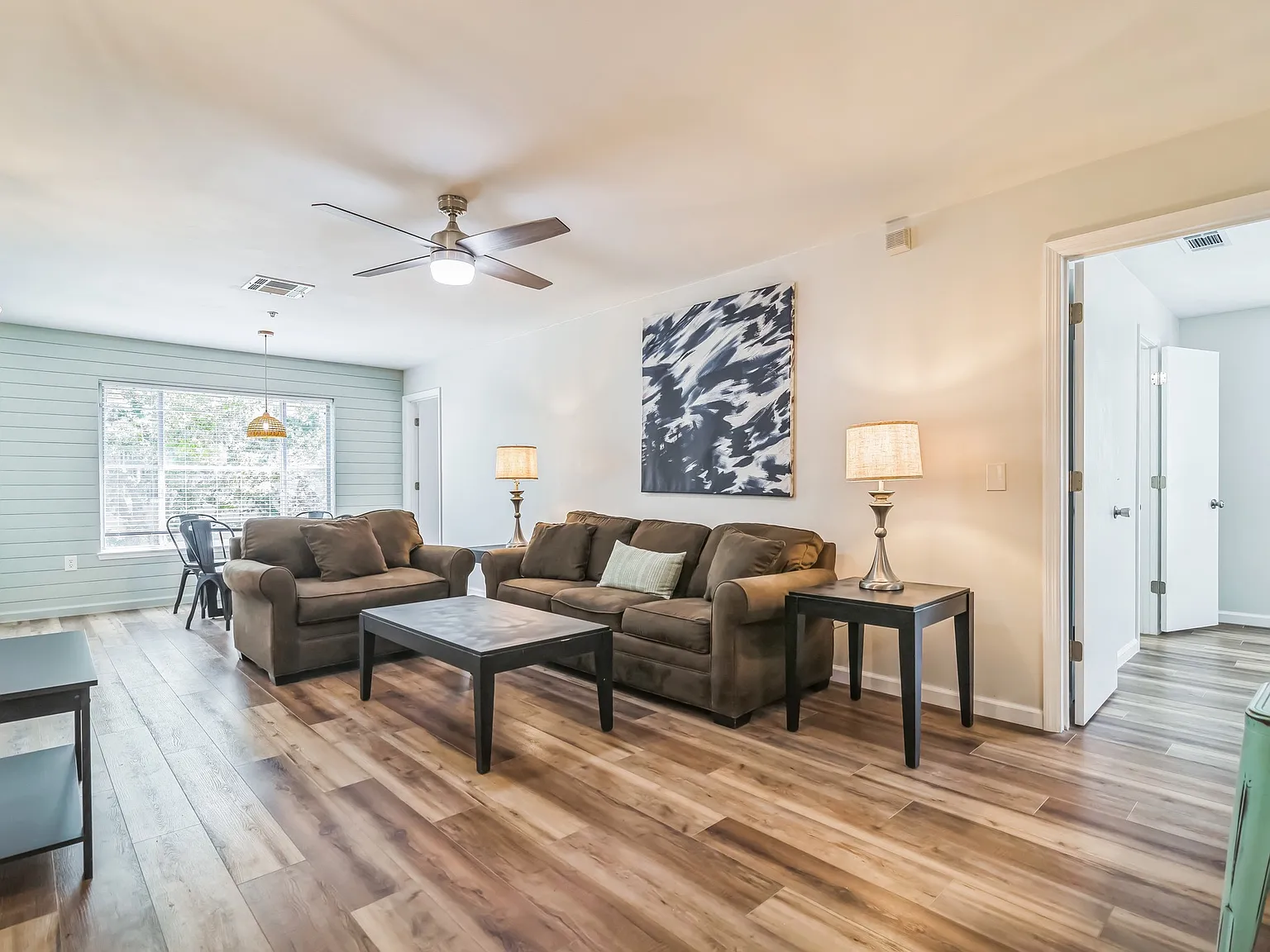 4 bed, 1225 sqft, $750 — Photo 1