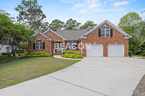 8724 Sedgley Dr Photo 1