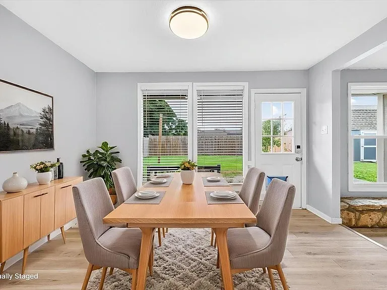 1749 Dawn Breeze Dr — Photo 13