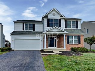 450 Cobblestone Dr, Delaware, OH 43015