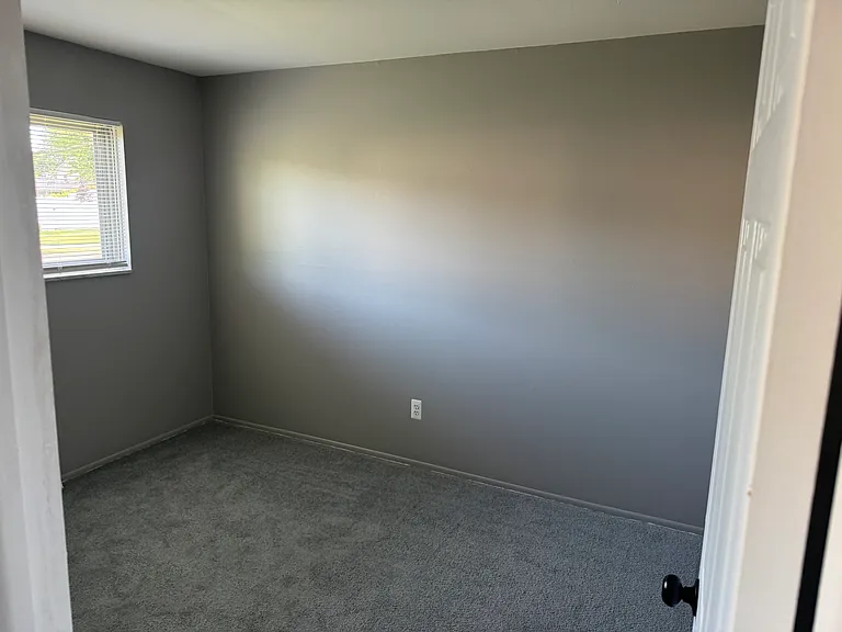 22489 Daniels St — Photo 5
