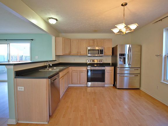 4th image of 50 White Lick Dr