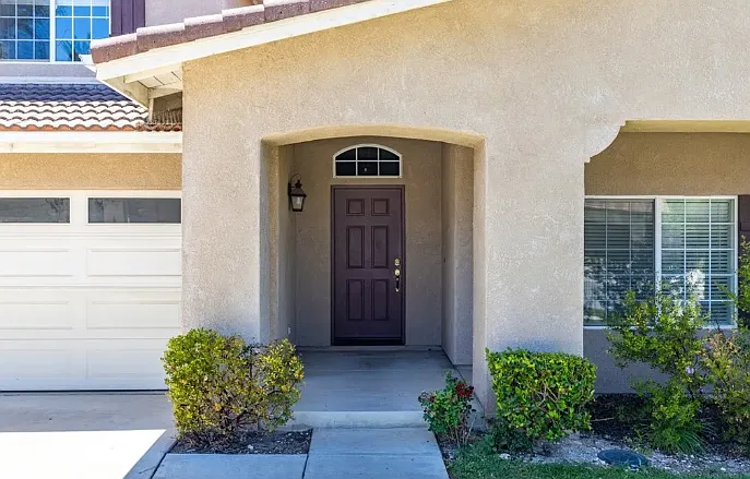 3 bed, 2100 sqft, $3,295 — Photo 4