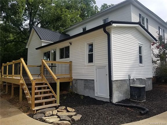 2nd image of 110 Valley Dr