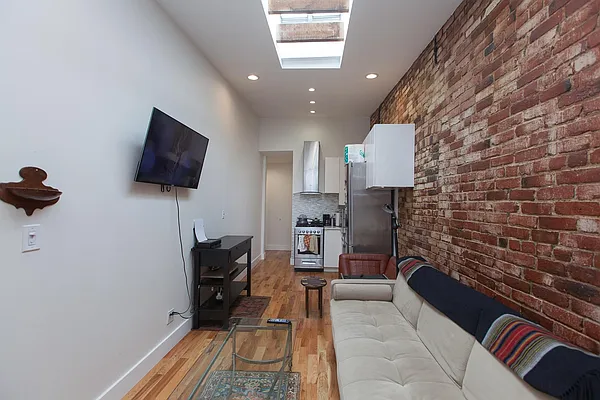 Rented by Voro NYC | media 51