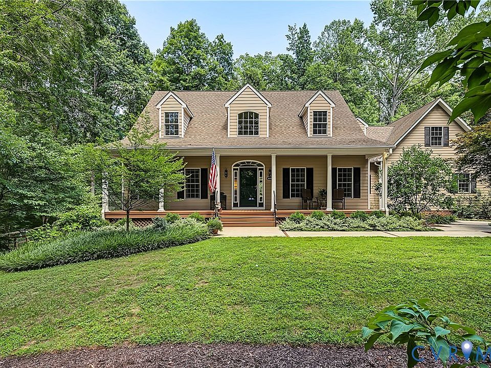 1st image of 2431 Magnolia Rdg
