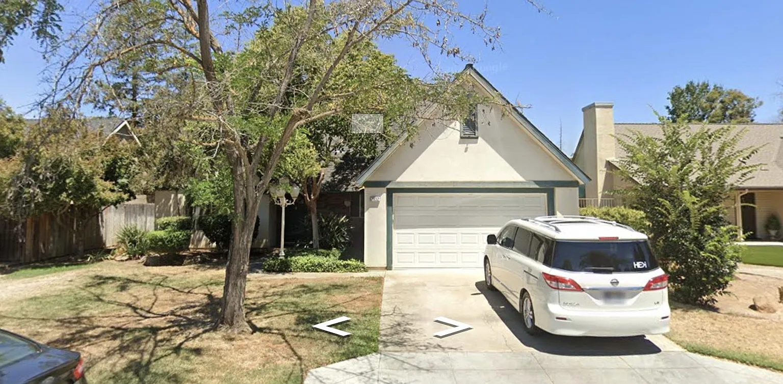 2032 E Fallbrook Ave photo 1
