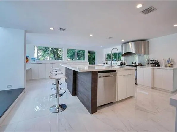 28 Pelican Dr #28, Fort Lauderdale, FL 33301