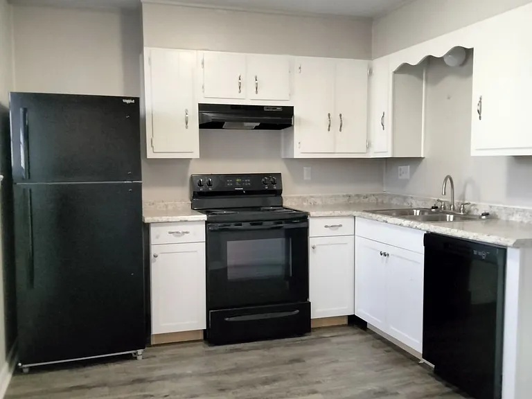 Arbordale Apartment Homes — Photo 24