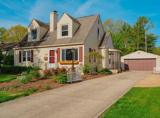 3259 Kenyon Rd, Columbus, OH 43221