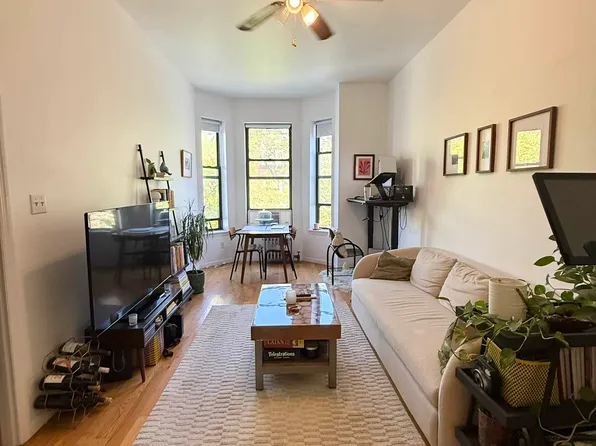 66 West 69th Street image 1 of 8