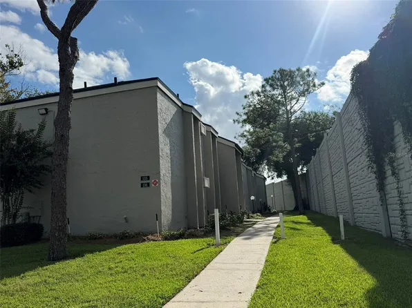 136 SPRINGWOOD CIRCLE #A, LONGWOOD, FL 32750