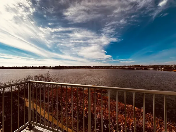 150 Harbour Close #305, New Haven, CT 06519