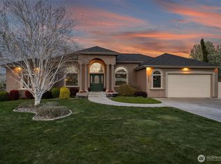 101607 E Ridgeview Ct, Kennewick, WA 99338