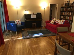 10530 Montrose Ave #10530, Bethesda, MD 20814