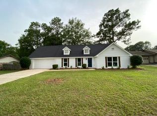 205 Foxrun Trl, Dothan, AL 36303