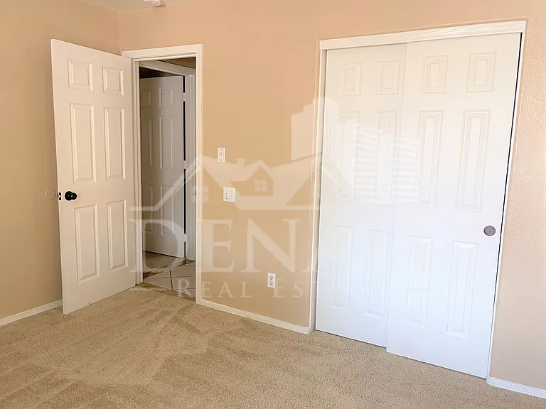 8736 E Nido Cir — Photo 13