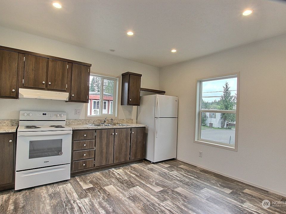 4024 NW Country Ln TRAILER 66, Bremerton, WA 98312 MLS NWM2061562