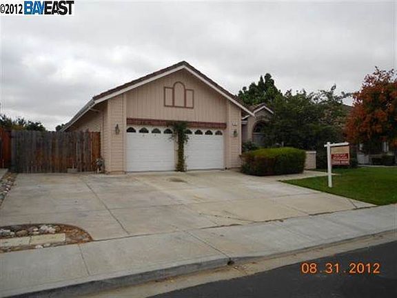 3rd image of 5787 Cherry Way