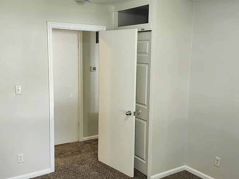 6832 N Sprucewood St #HOUSE — Photo 6