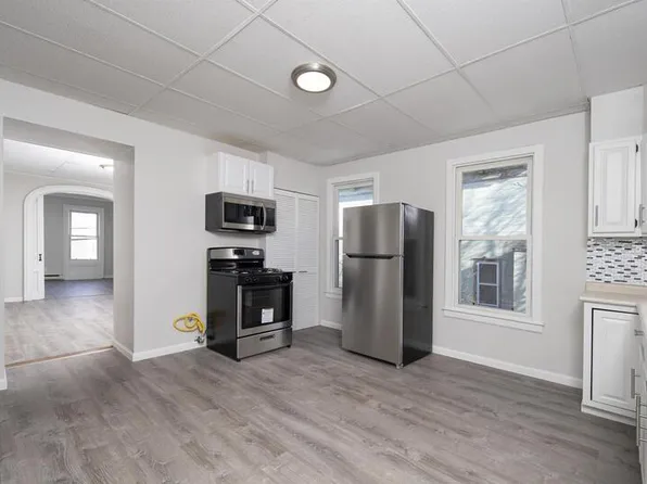 56 Thompson St, Troy, NY