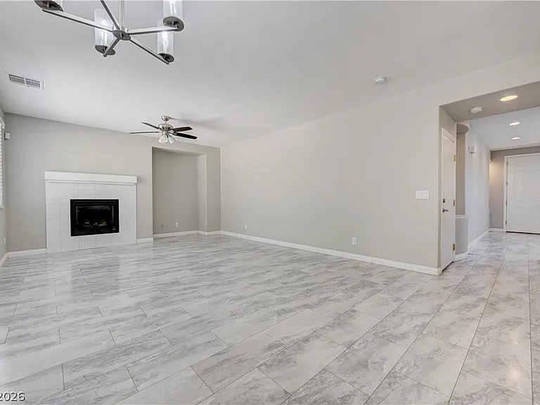 11840 Arenoso Dr — Photo 14