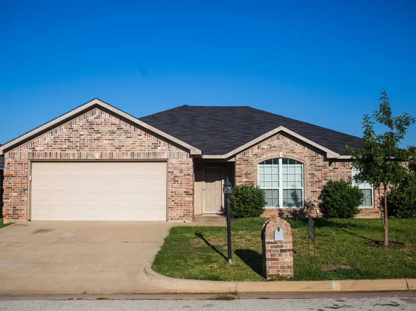 354 Maggie Cir, Flint, TX 75762