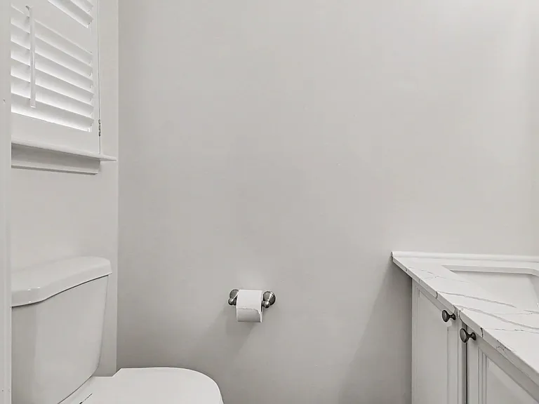 204 Cheswold Ct — Photo 1