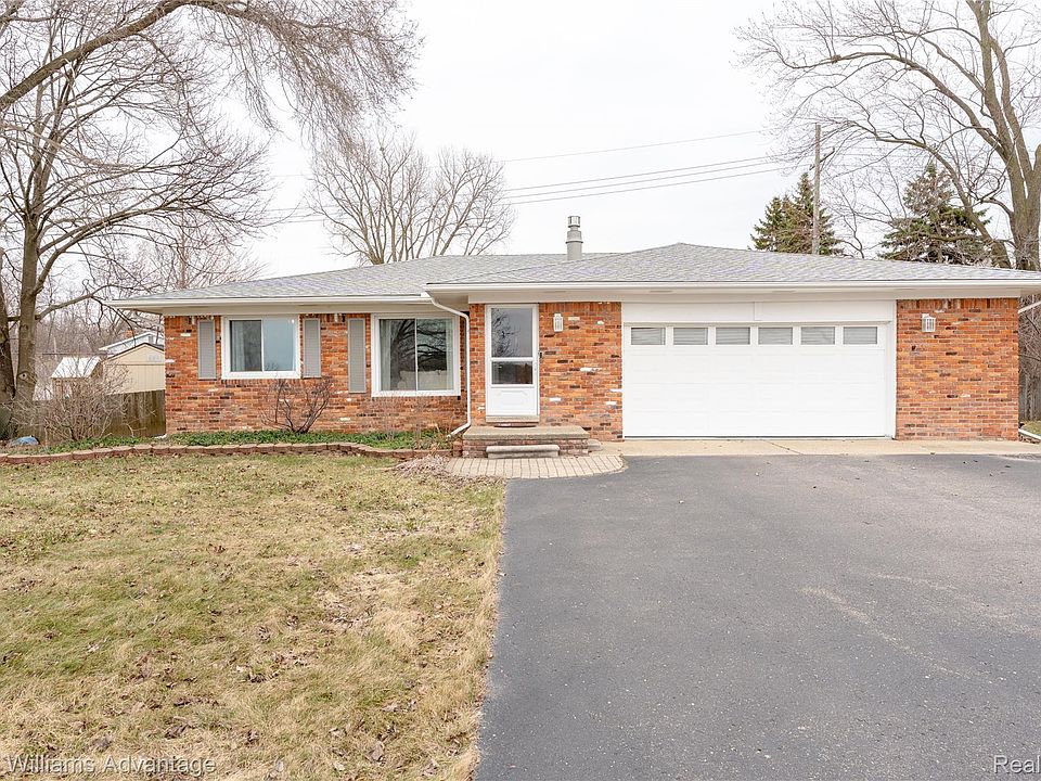 1st image of 25738 Beck Rd