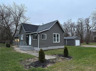 328 Moore St, Westville, IL 61883