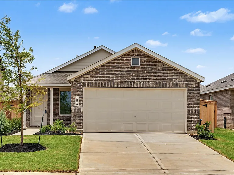 16819 Spotted Oak Dr — Photo 1