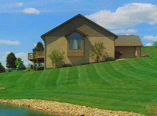 6286 Redford Rd NW, North Canton, OH 44720