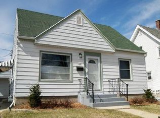 309 N 71st St, Wauwatosa, WI 53213